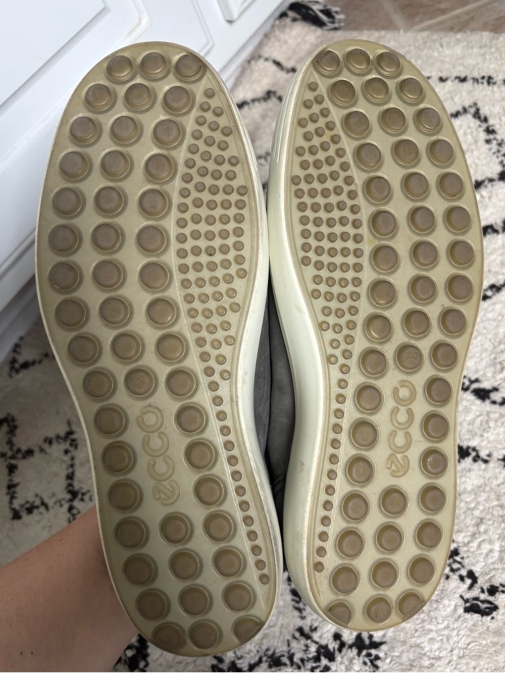 Ecco Mens Soft 7 Sneakers Gray Leather Lace Up Low Top Shoes Size 8 US 42 EU - Picture 9 of 11